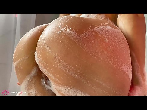 ❤️ Morena masturba o coño cun vibrador ata un orgasmo intenso na ducha Porno a nós gl.analpics.ru ❌️