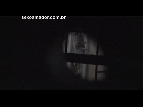 ❤️ Blondie é gravada en segredo por un voyeur do barrio escondido detrás de ladrillos ocos Porno a nós gl.analpics.ru ❌️